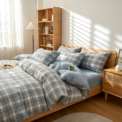 91家纺网 家纺一手货源 找家纺 2026年新款色织全棉纯棉四件套条纹格子复古风床单床笠款套件四季通用（有质检报告）,罗拉寻梦-蓝,米娅蓝灰,素色风格-灰,波西米亚-绿,粉小格,黑中格,黄小格,青春物语-绿,青春物语-灰,青春物语-粉,青春物语-蓝,田园格调,简约蓝调,魔法糖果,浅蓝梦境-肌理纹,维多利亚紫,樱花绮梦-肌理纹,樱花绮梦-小格,海洋天空,巴莉灰橘