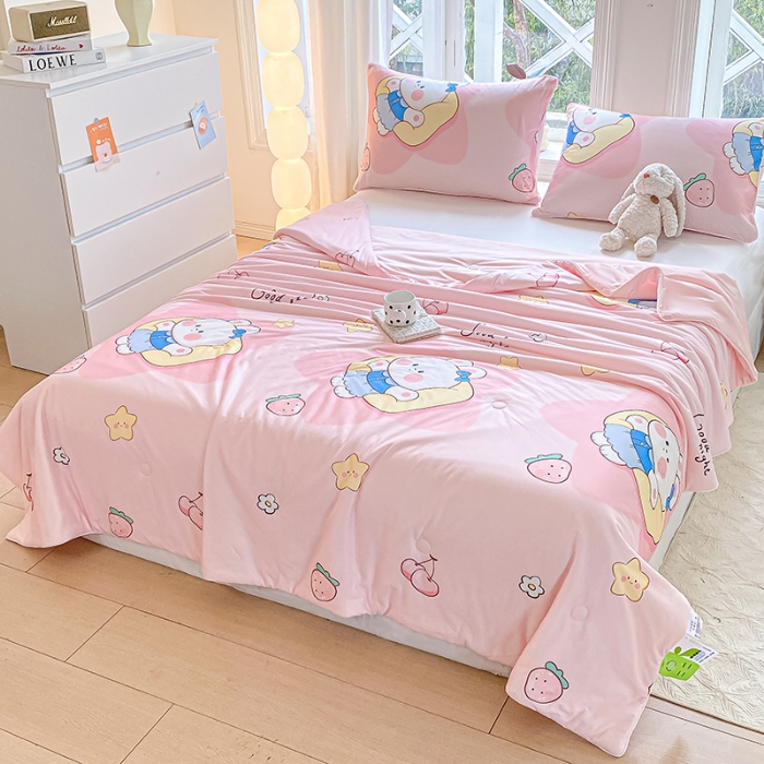 91家纺网 家纺一手货源 找家纺 延遥2025年新款凉感丝夏被大豆纤维填充针织棉空调被学生宿舍夏凉被 沁园花语