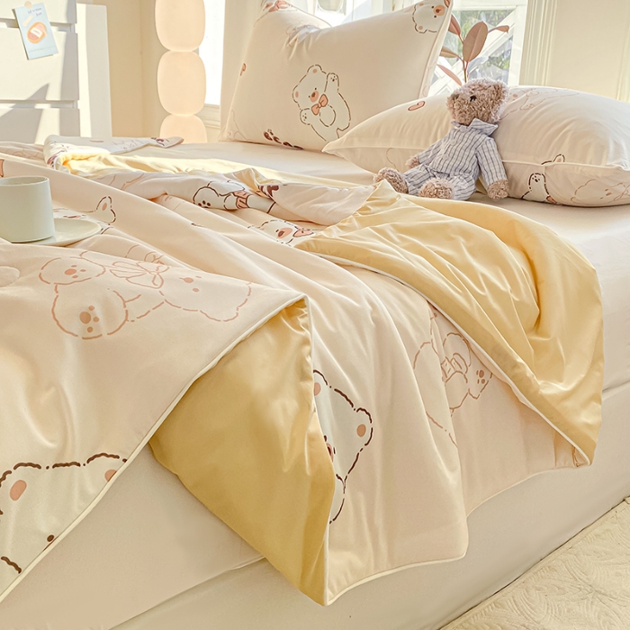 91家纺网 家纺一手货源 找家纺 延遥2025年新款凉感丝夏被大豆纤维填充针织棉空调被学生宿舍夏凉被 比利小熊