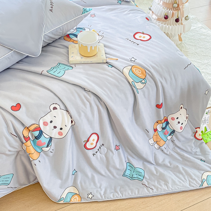 91家纺网 家纺一手货源 找家纺 延遥2025年新款凉感丝夏被大豆纤维填充针织棉空调被学生宿舍夏凉被 早安小熊