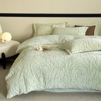 91家纺网 家纺一手货源 找家纺 （特价清仓）320g烂花雕花兔毛绒牛奶绒安抚豆豆四件套宝宝绒婴儿绒秋冬加厚法莱绒珊瑚绒床笠套件