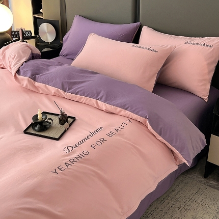 91家纺网 家纺一手货源 找家纺 （总）鑫利来家纺 2026新款古法仿棉水洗棉刺绣四件套纯色双拼水洗云朵棉磨毛简约字母刺绣四件套