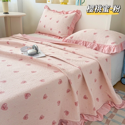 91家纺网 家纺一手货源 找家纺 （总）莫代尔天丝床盖三件套 砂洗小清新夹棉绗缝防滑床单四季