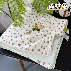 91家纺网 家纺一手货源 找家纺 （总）凉感冰丝夏凉被 小冰皮夏被凉感丝家用空调薄被子可机洗单双人夏被,森林兔,花海-粉,花海-兰,仙境花海,晚安木马,粉色木马,花梦,小草莓,丛林小熊,小铃兰,幸运象,吉象绿,快乐木马,紫霞光,小西瓜,金秋硕果,格列熊,春风绿,绿色南瓜,奶昔紫