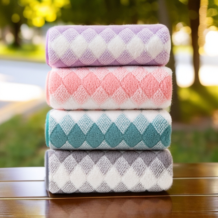 91家纺网 家纺一手货源 找家纺 （总）三色格珊瑚绒毛巾浴巾套装电商库存直播引流毛浴巾