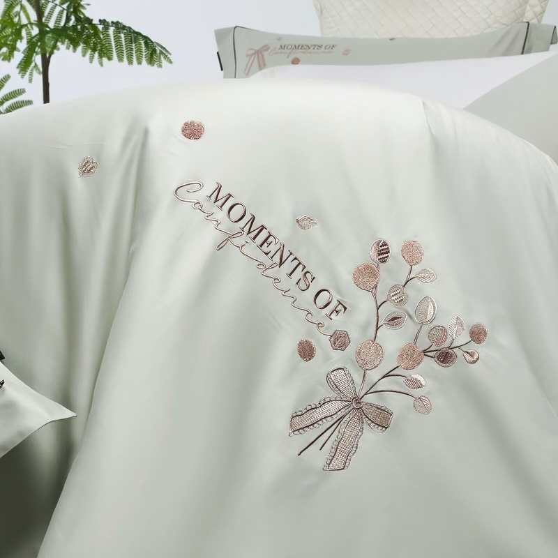 91家纺网 家纺一手货源 找家纺 梦丝语家纺秋冬婚庆送礼居家高端100支长绒棉磨毛平绣加毛巾绣四件套