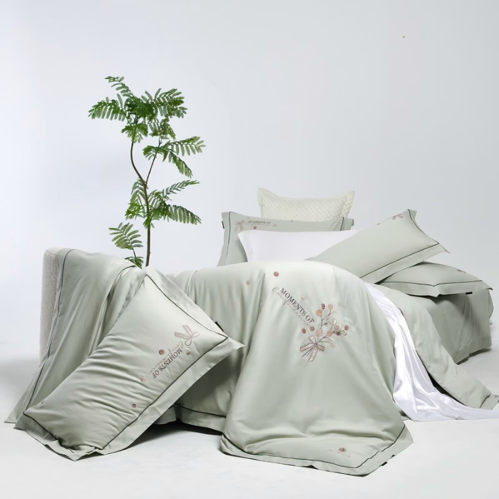 91家纺网 家纺一手货源 找家纺 梦丝语家纺秋冬婚庆送礼居家高端100支长绒棉磨毛平绣加毛巾绣四件套