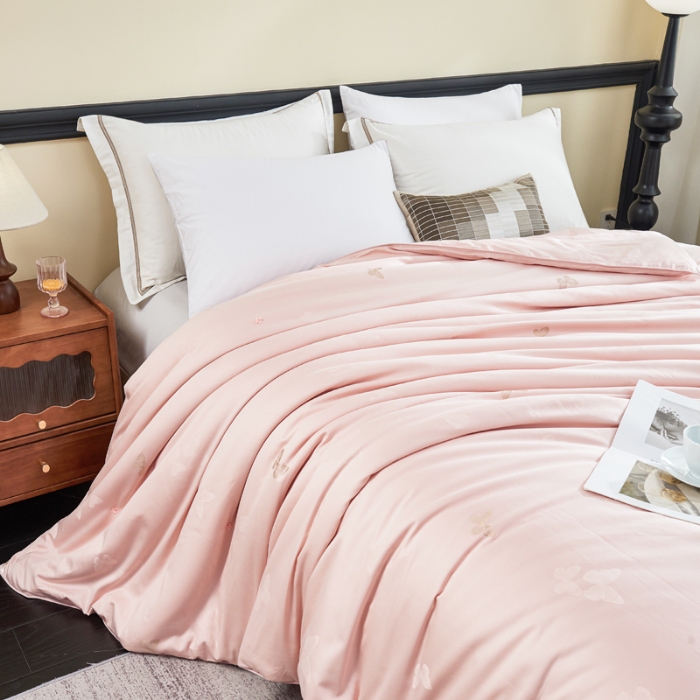 91家纺网 家纺一手货源 找家纺 热销桑蚕丝被 全棉剪花桑蚕丝被 保真桑蚕丝被 夏凉被 空调被 春秋被 冬被 婚庆被子