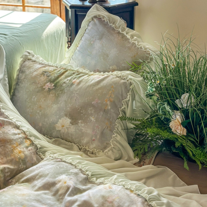 91家纺网 家纺一手货源 找家纺 2026高端韩版法式公主复古油画风全棉纯棉双层纱四件套赫本浪漫荷叶花边仙女风全棉双层纱四件套床上用品被套床单床笠 青青子衿