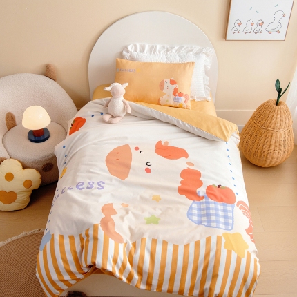 91家纺网 家纺一手货源 找家纺 绒梦里 2026新款A类全棉卡通大版数码印花幼儿园被子三件套儿童套件被套
