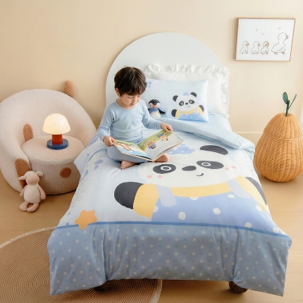 91家纺网 家纺一手货源 找家纺 绒梦里 2026新款A类全棉卡通大版数码印花幼儿园被子三件套儿童套件被套