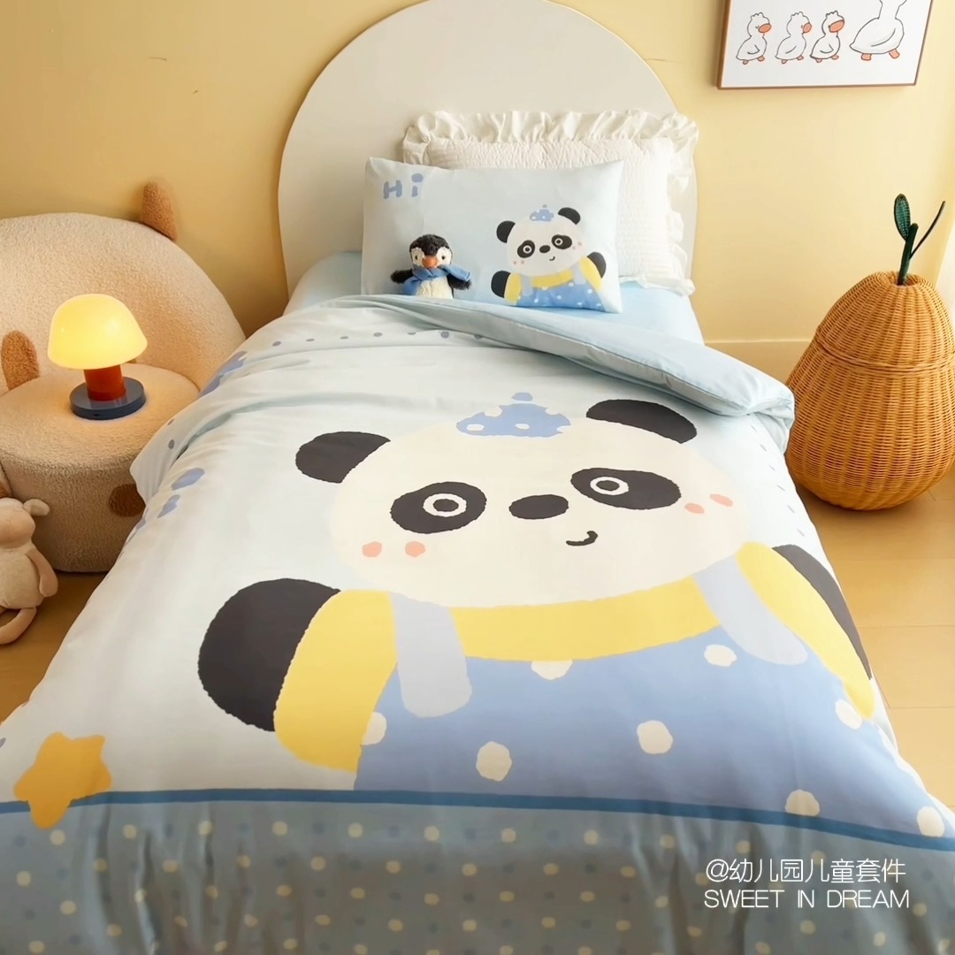 91家纺网 家纺一手货源 找家纺 绒梦里 2026新款A类全棉卡通大版数码印花幼儿园被子三件套儿童套件被套