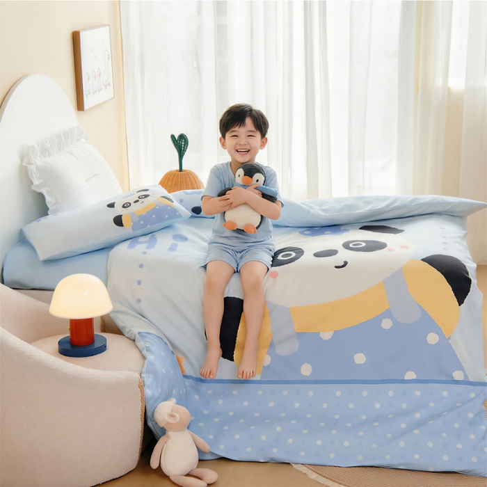 91家纺网 家纺一手货源 找家纺 绒梦里 2026新款A类全棉卡通大版数码印花幼儿园被子三件套儿童套件被套