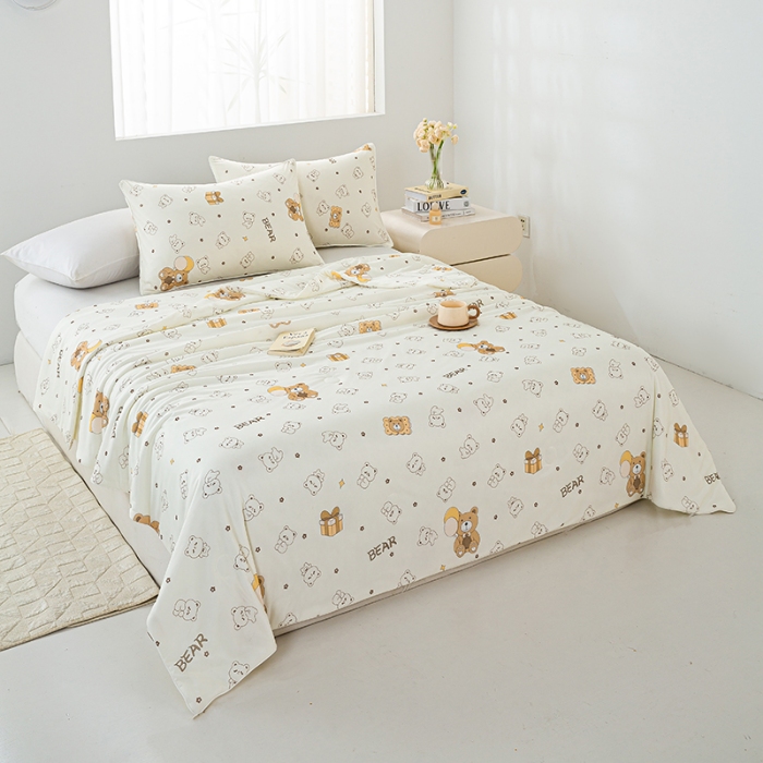 91家纺网 家纺一手货源 找家纺 2026新款3D数码印花有氨凉感丝夏被冰丝夏凉被空调被填充大豆纤维夏被 吉伊小熊