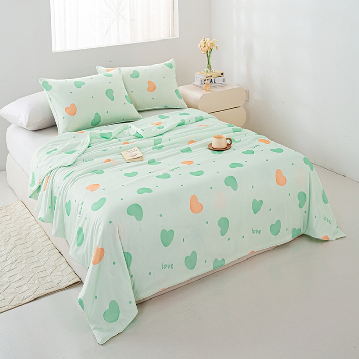 91家纺网 家纺一手货源 找家纺 2026新款3D数码印花有氨凉感丝夏被冰丝夏凉被空调被填充大豆纤维夏被 沐语花开