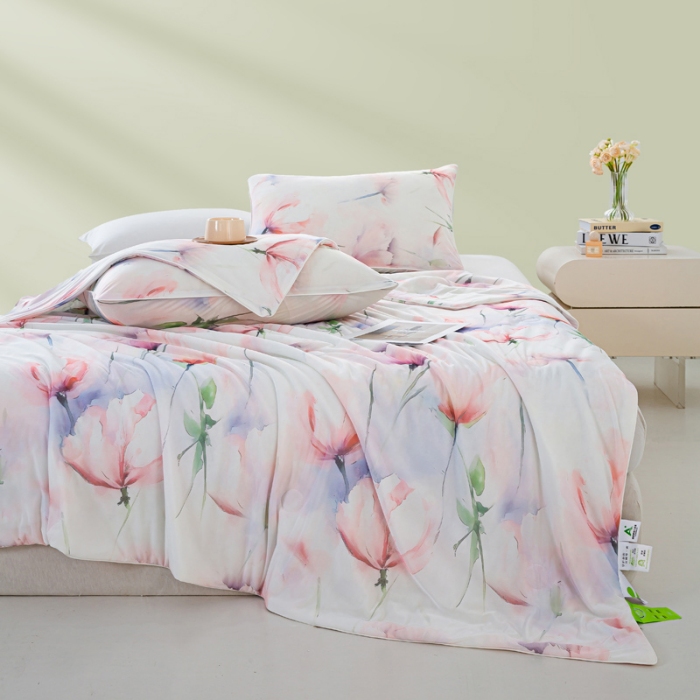 91家纺网 家纺一手货源 找家纺 2026新款3D数码印花有氨凉感丝夏被冰丝夏凉被空调被填充大豆纤维夏被 叶柔苏夏