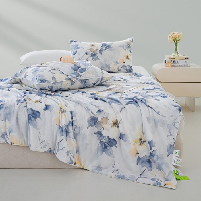 91家纺网 家纺一手货源 找家纺 2026新款3D数码印花有氨凉感丝夏被冰丝夏凉被空调被填充大豆纤维夏被 满心欢喜