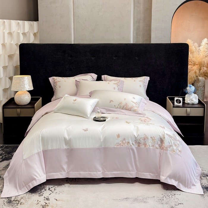 91家纺网 家纺一手货源 找家纺 春夏新品高档礼盒装50*50S贡缎长绒棉刺绣花四件套100%纯棉全棉床单床笠款量大价优 白拼紫-漫薇-A类100%贡缎长绒棉