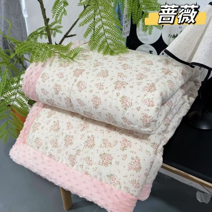 91家纺网 家纺一手货源 找家纺 纯棉单人豆豆被1.5×2米（4斤左右）单人被大豆被子冬被