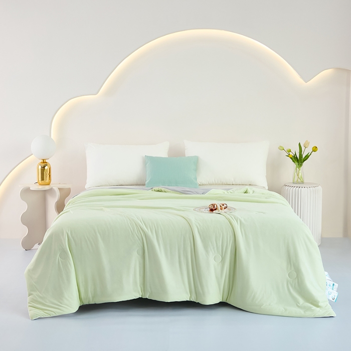 91家纺网 家纺一手货源 找家纺 2026延遥新款氨纶凉感天丝夏被夏凉被空调被 香草绿