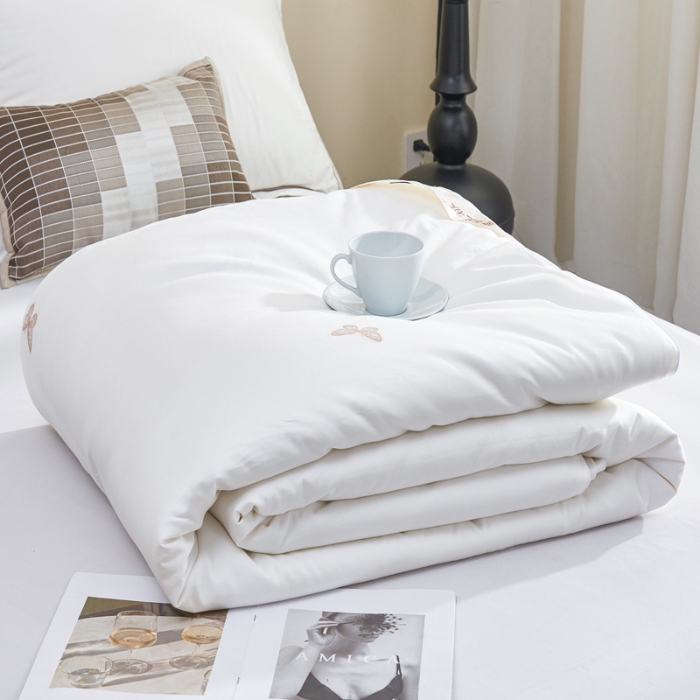 91家纺网 家纺一手货源 找家纺 热销桑蚕丝被 全棉剪花桑蚕丝被 保真桑蚕丝被 夏凉被 空调被 春秋被 冬被 婚庆被子