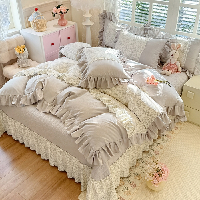 91家纺网 家纺一手货源 找家纺 漫布云家纺 2026春夏新款超柔云朵棉床盖款四件套-花甜梦系列 花甜梦-雅致灰 