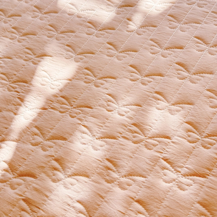 91家纺网 家纺一手货源 找家纺 漫布云家纺 2026春夏新款超柔云朵棉床盖款四件套-花甜梦系列 花甜梦-樱花粉