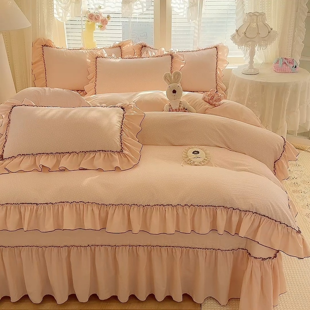 91家纺网 家纺一手货源 找家纺 苏米娜2026春夏新品韩版公主风超柔水洗棉床盖四件套刺绣针织棉双层纱纯棉棉麻全棉公主风床盖款四件套