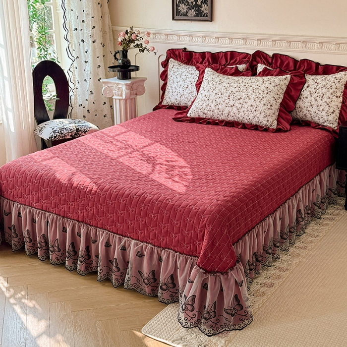 91家纺网 家纺一手货源 找家纺 苏米娜家纺 2026春夏新款超柔云朵棉古法水洗棉床盖款四件套--赫本风系列  梨花落 