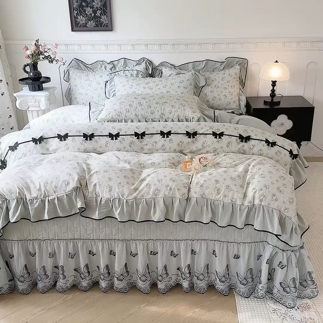 91家纺网 家纺一手货源 找家纺 苏米娜家纺 2026春夏新款超柔云朵棉古法水洗棉床盖款四件套--赫本风系列 莫松染 