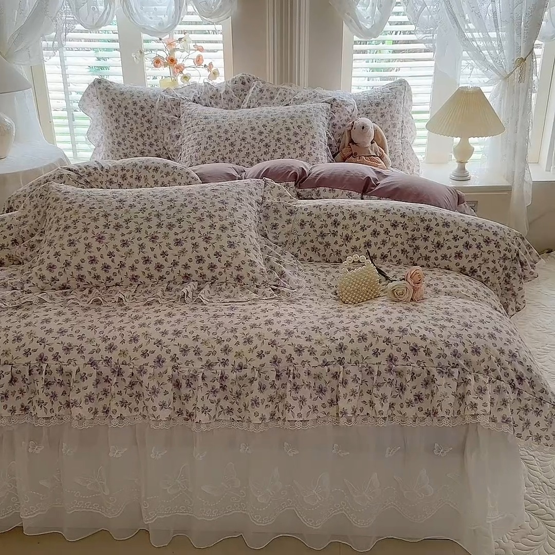 91家纺网 家纺一手货源 找家纺 苏米娜家纺 2026春夏新款超柔云朵棉古法水洗棉床盖款四件套--小清新系列 紫韵花梦
