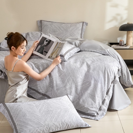 91家纺网 家纺一手货源 找家纺 （总）【控价】新方向 2026新款数码印花50s双股全棉贡缎长绒棉四件套-星河