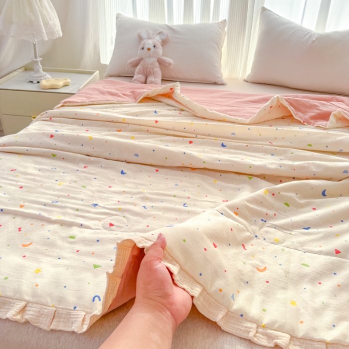 91家纺网 家纺一手货源 找家纺 2026高端法式韩版花边A类母婴级印花全棉双层纱单夏被子清新公主风荷叶边纯棉双层纱夏凉被空调被春秋被 彩虹