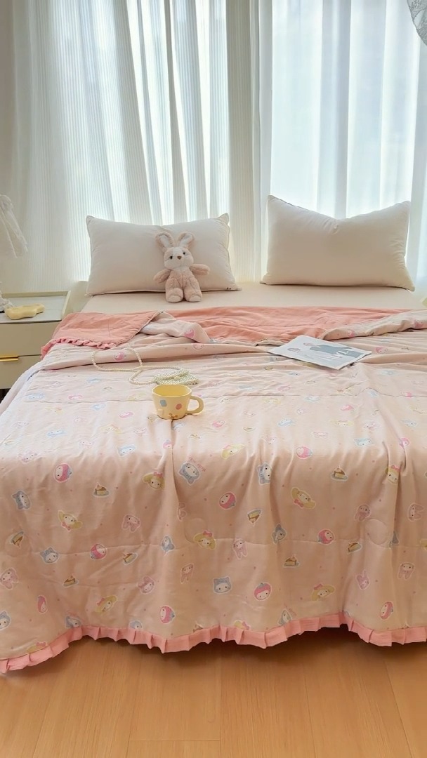 91家纺网 家纺一手货源 找家纺 2026高端法式韩版花边A类母婴级印花全棉双层纱单夏被子清新公主风荷叶边纯棉双层纱夏凉被空调被春秋被 萌宝