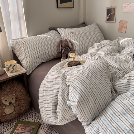 91家纺网 家纺一手货源 找家纺 （总）艾咪-Amy ntmy 2026新款布标条纹款全棉纯棉色织水洗棉四件套
