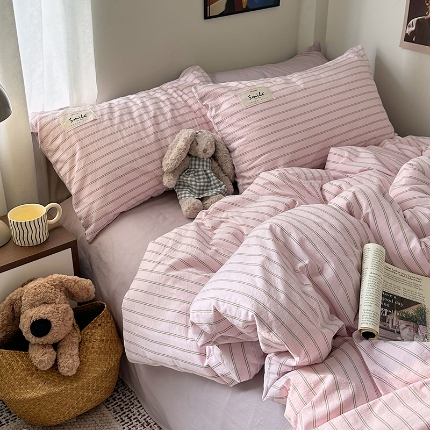 91家纺网 家纺一手货源 找家纺 （总）艾咪-Amy ntmy 2026新款布标条纹款全棉纯棉色织水洗棉四件套