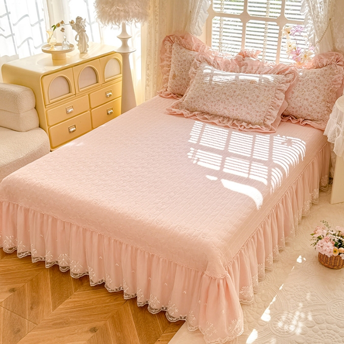 91家纺网 家纺一手货源 找家纺 （总）苏米娜家纺2026春夏新款活性印花ins风小碎花软糯水洗棉床盖款四件套全棉纯棉花边款被套