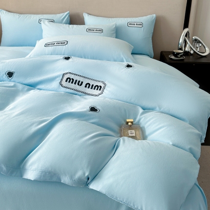 91家纺网 家纺一手货源 找家纺 （总）经年 2026春夏新款亲肤棉刺绣四件套-缪斯