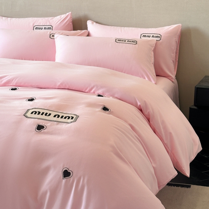 91家纺网 家纺一手货源 找家纺 （总）经年 2026春夏新款亲肤棉刺绣四件套-缪斯