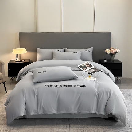 91家纺网 家纺一手货源 找家纺 （总）经年 2025爆款直播 高克重大版卡通牛奶绒四件套-