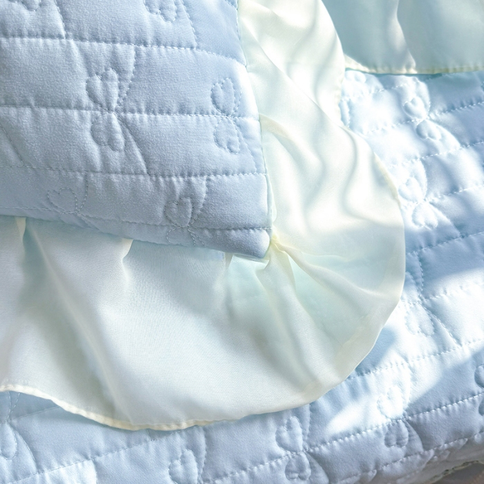 91家纺网 家纺一手货源 找家纺 苏米娜2026春夏新品韩版公主风小清新水洗棉床盖四件套针织棉双层纱纯棉棉麻全棉公主风床盖款四件套  花漾甜心-梦幻蓝