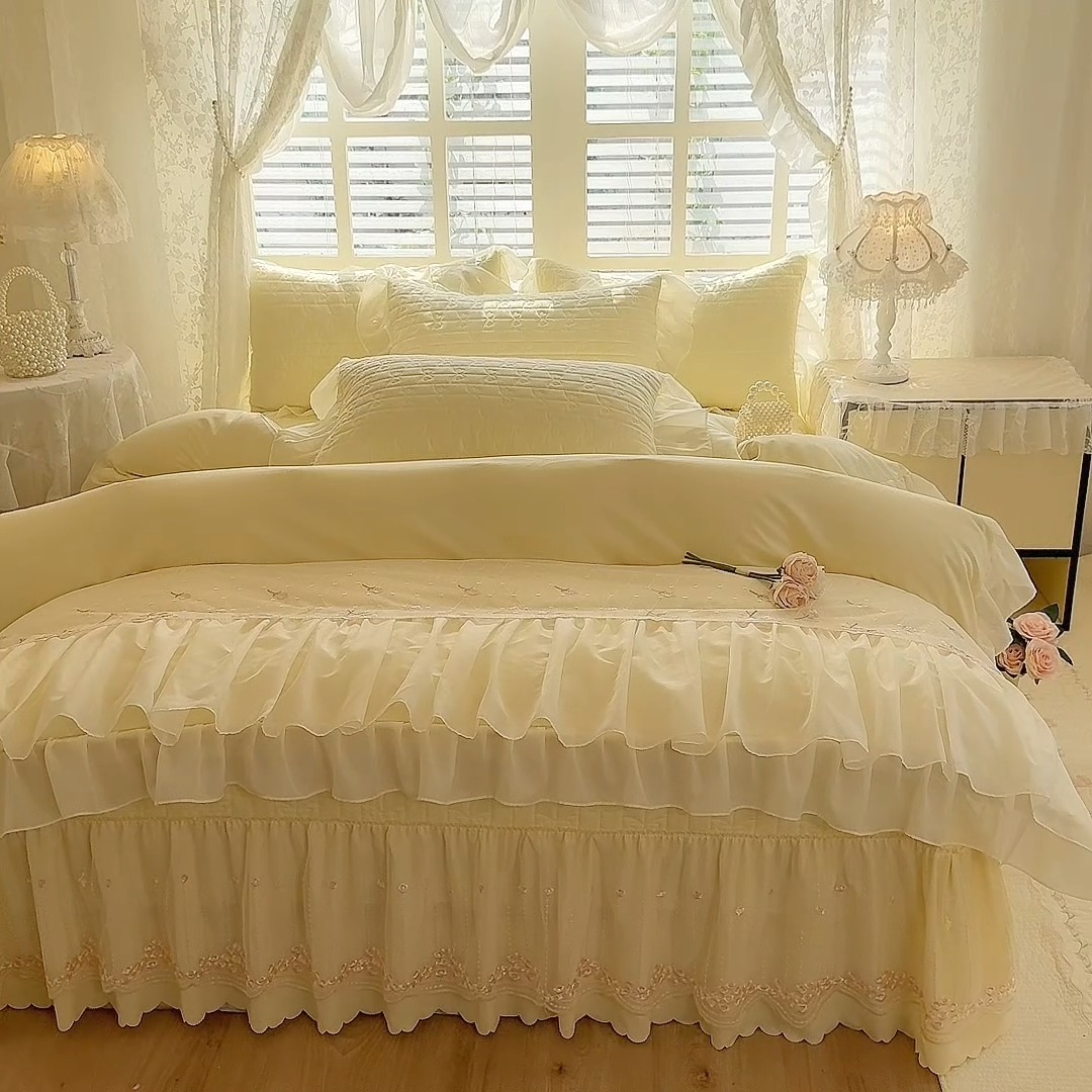 91家纺网 家纺一手货源 找家纺 苏米娜2026春夏新品韩版公主风小清新水洗棉床盖四件套针织棉双层纱纯棉棉麻全棉公主风床盖款四件套 花漾甜心-柠檬黄 