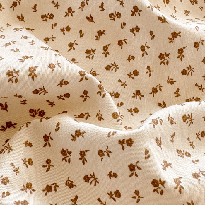 91家纺网 家纺一手货源 找家纺 苏米娜2026春夏新品韩版公主风超柔水洗棉床盖四件套刺绣针织棉双层纱纯棉棉麻全棉公主风床盖款四件套  芬迪-松露咖 