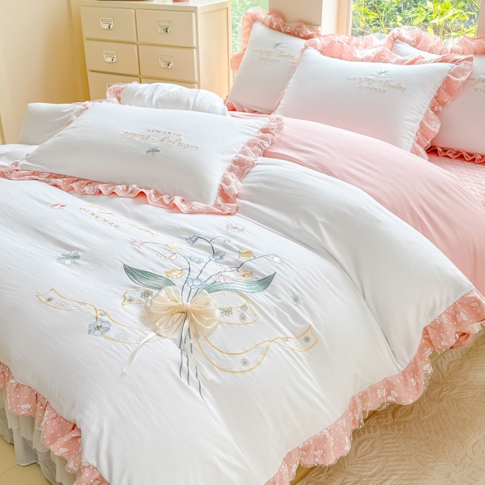 91家纺网 家纺一手货源 找家纺 （总）2026新款A类糯小棉重工刺绣床盖四件套 加棉双层花边三件套立体蝴蝶结夹棉床单被套枕套单品