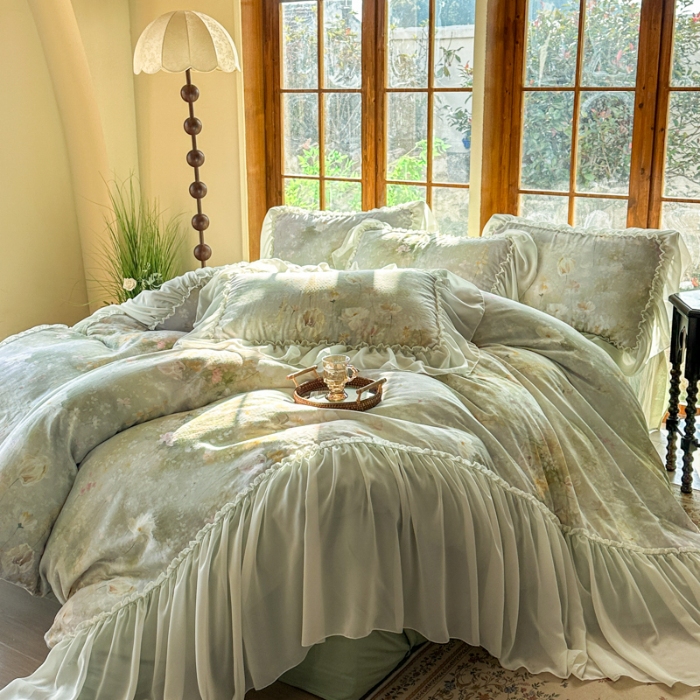 91家纺网 家纺一手货源 找家纺 2026高端韩版法式公主复古油画风全棉纯棉双层纱四件套赫本浪漫荷叶花边仙女纯棉全棉双层纱四件套床上用品被套 青青子衿