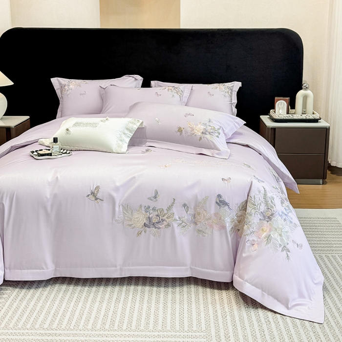91家纺网 家纺一手货源 找家纺 春夏新品高档礼盒装50*50S贡缎长绒棉刺绣花四件套100%纯棉全棉床单床笠款量大价优 梦境紫-花莳-A类长绒棉高级床品