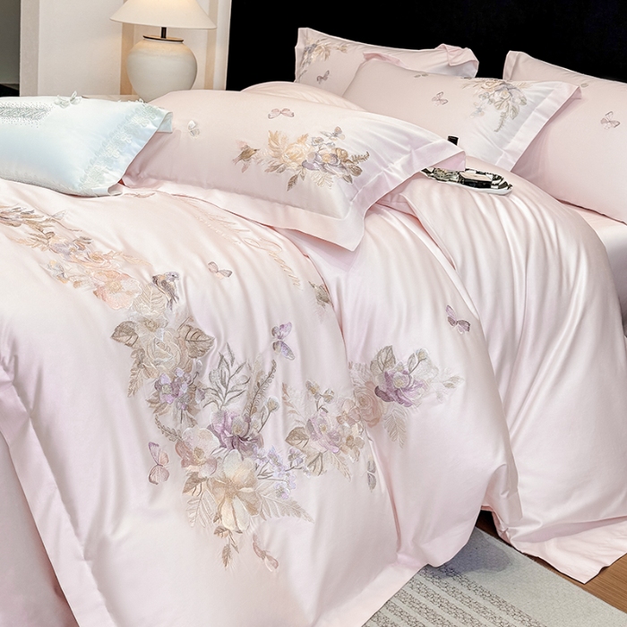 91家纺网 家纺一手货源 找家纺 春夏新品高档礼盒装50*50S贡缎长绒棉刺绣花四件套100%纯棉全棉床单床笠款量大价优 蔷薇粉-花莳-A类长绒棉高级床品