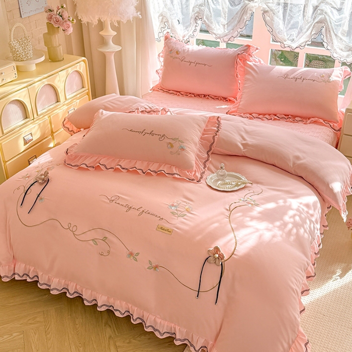 91家纺网 家纺一手货源 找家纺 （总）专柜品质苏米娜家纺2026春夏韩版法式公主风水洗棉床盖款多功能二合一被套 夏被床盖四件套--花颜系列