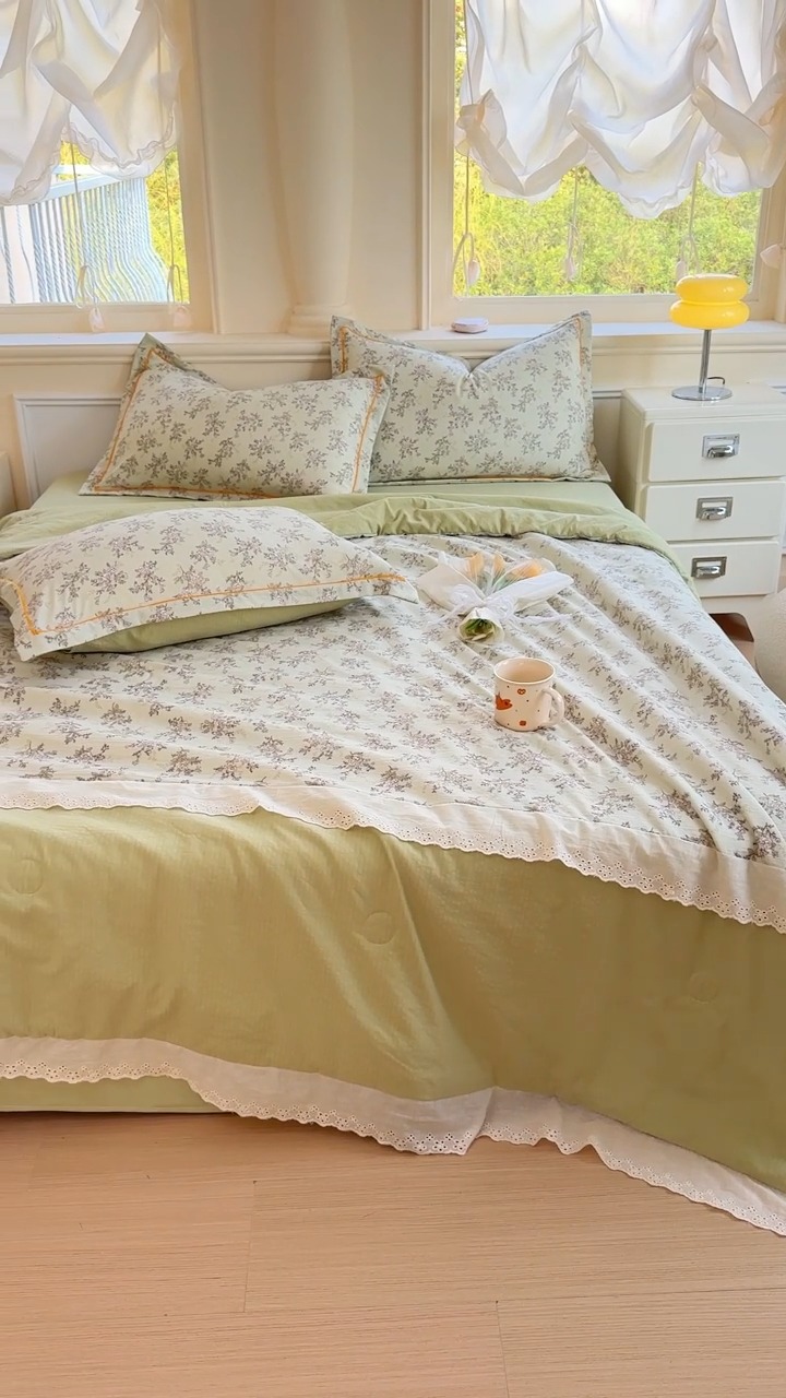91家纺网 家纺一手货源 找家纺 【苏东来】2026小清新韩版印花蕾丝花边皱皱棉工艺款拼接单夏被四件套韩式赫本碎花仙女荷叶边夏凉被子空调被双人春秋被可水洗 清茶