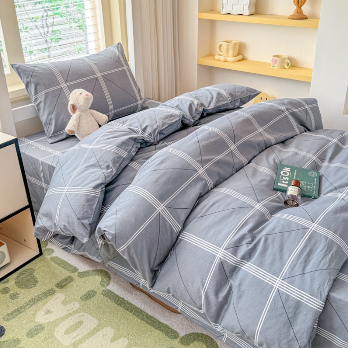 91家纺网 家纺一手货源 找家纺 【疆东】2026简约13372纯棉全棉学生三件套学生季宿舍上下铺全棉纯棉格子印花三件套件单品被套床单 快时尚